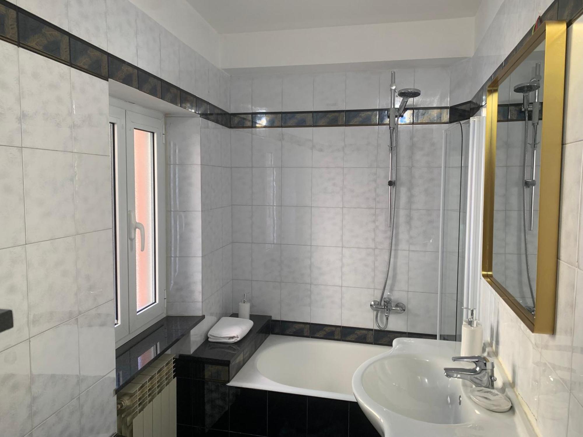Apartament The First Colombo Brignole XX Settembre Genua Zewnętrze zdjęcie