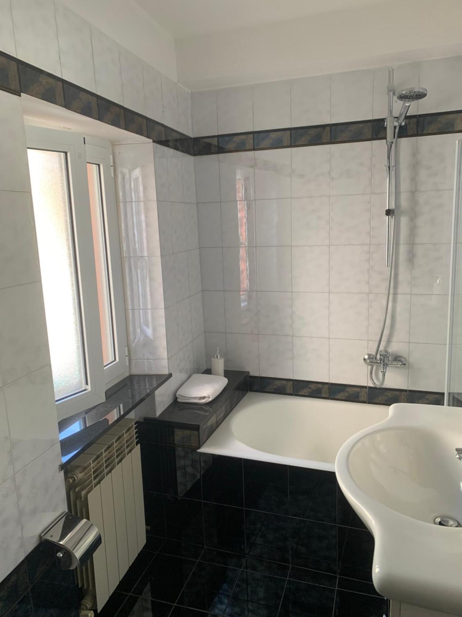 Apartament The First Colombo Brignole XX Settembre Genua Zewnętrze zdjęcie