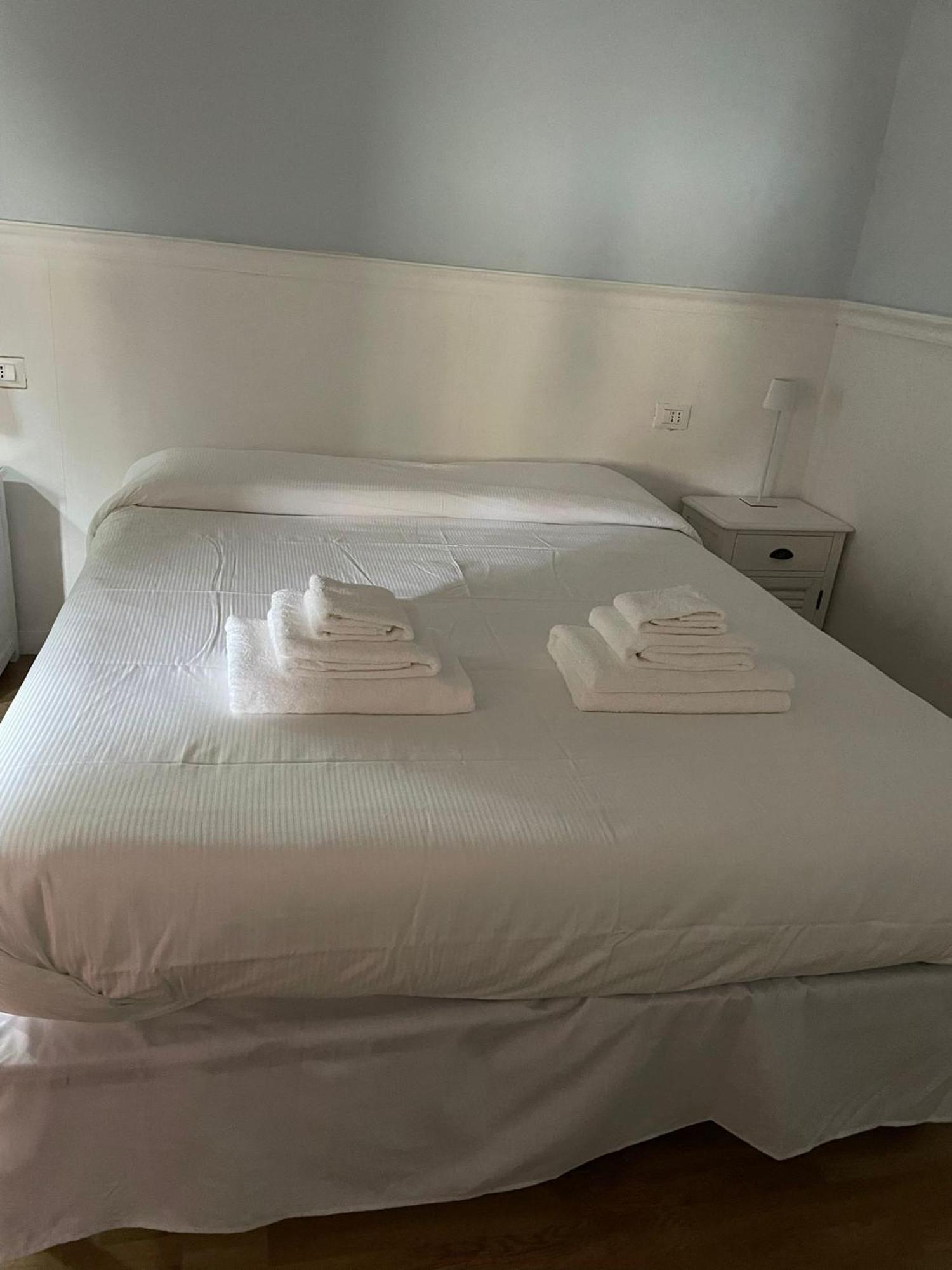 Apartament The First Colombo Brignole XX Settembre Genua Zewnętrze zdjęcie
