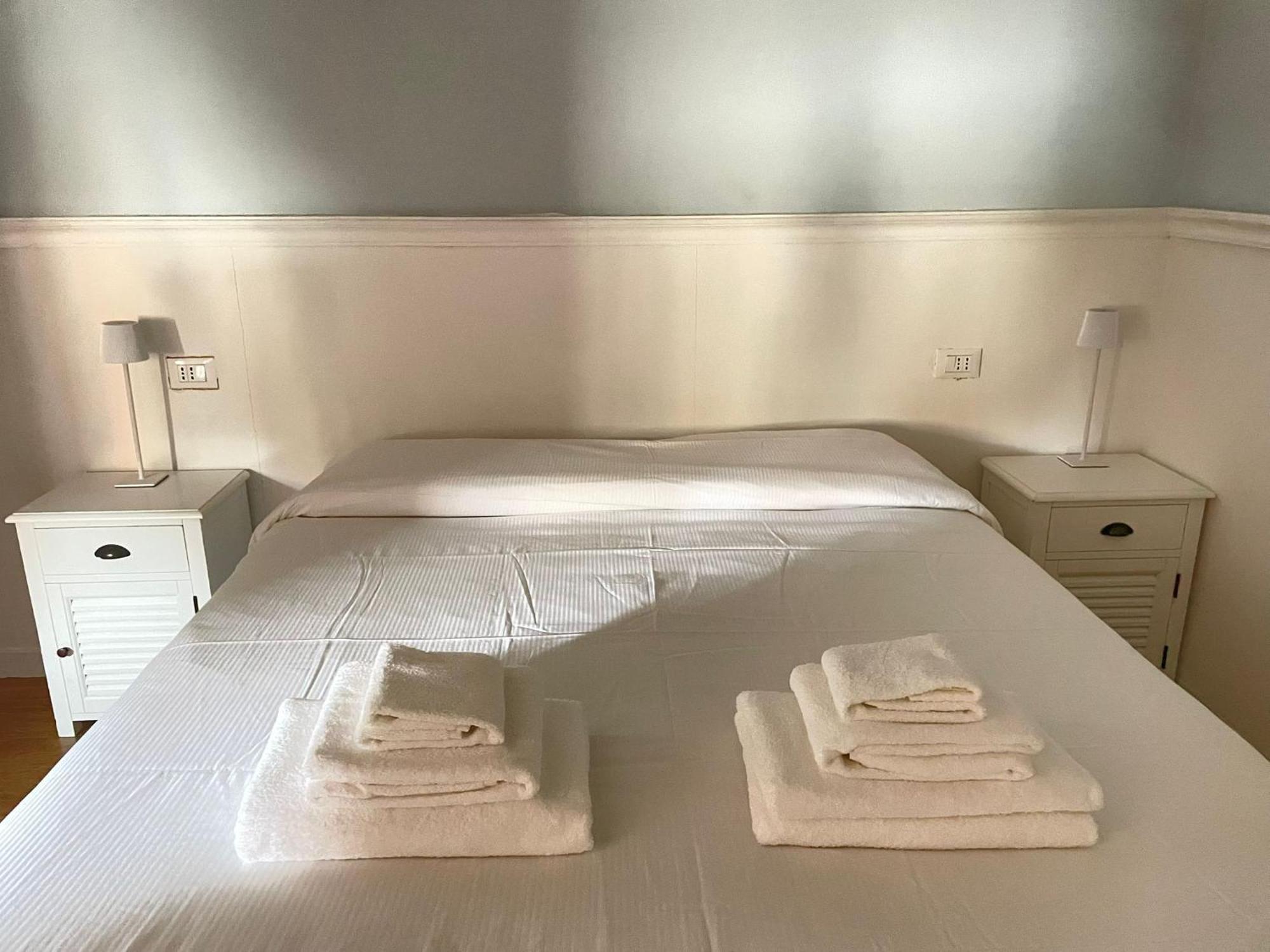 Apartament The First Colombo Brignole XX Settembre Genua Zewnętrze zdjęcie